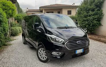 Ford Tourneo Custom 